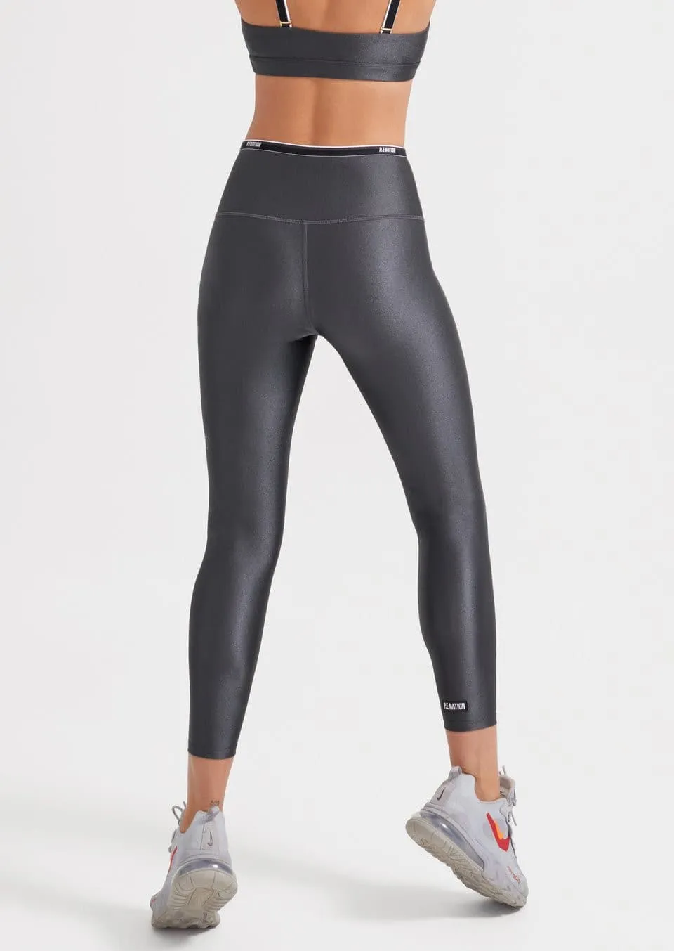 FADEAWAY LEGGING IN CHARCOAL