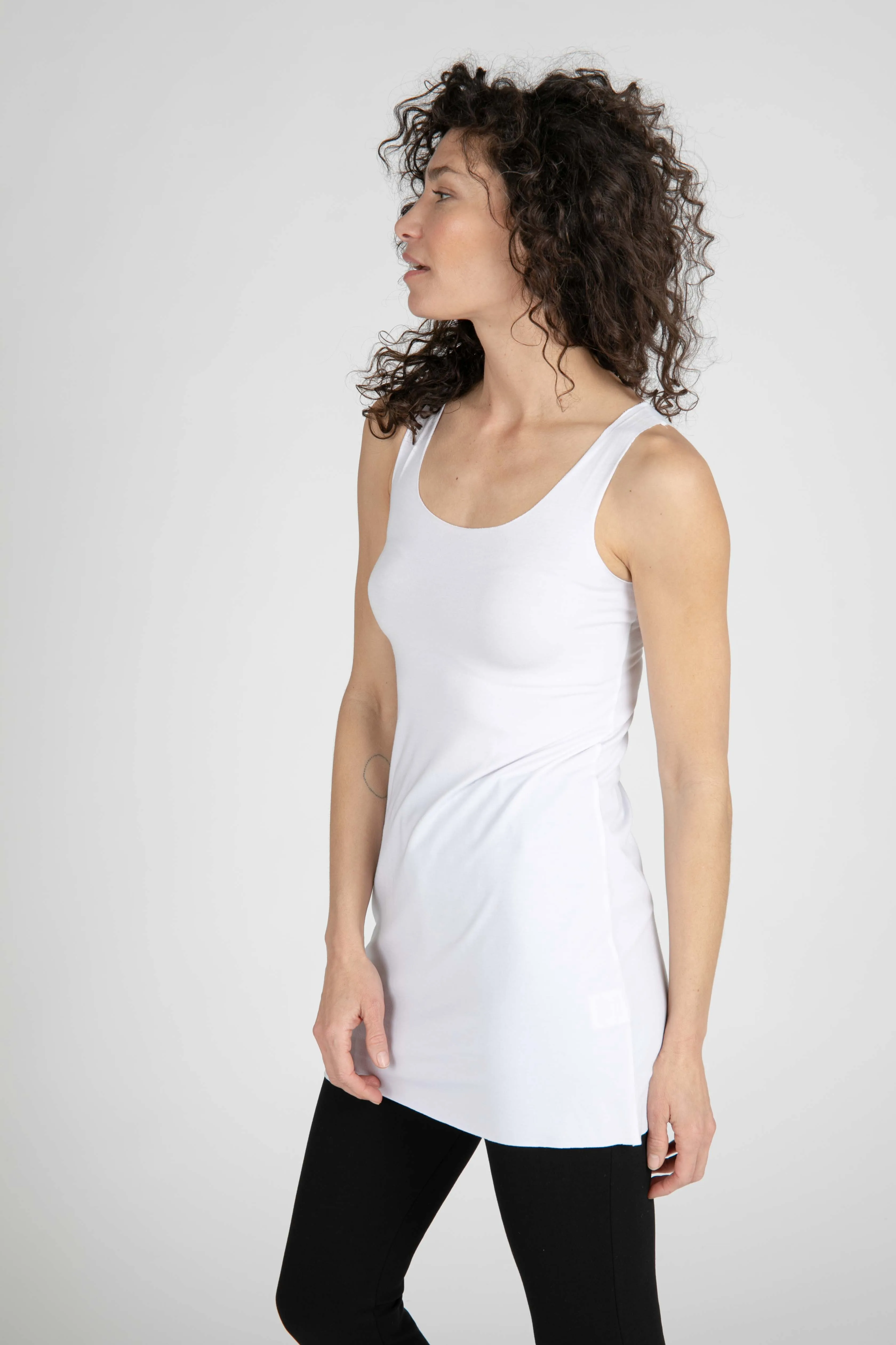 The Essential Long Seamless Cami